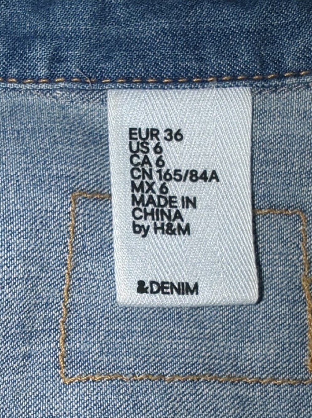 H&M Light Blue Denim Top - Picture 9 of 9